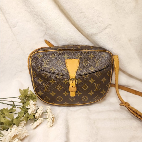Authentic Louis Vuitton Jeune Fille MM crossbody shoulder bag - Picture 14 of 16